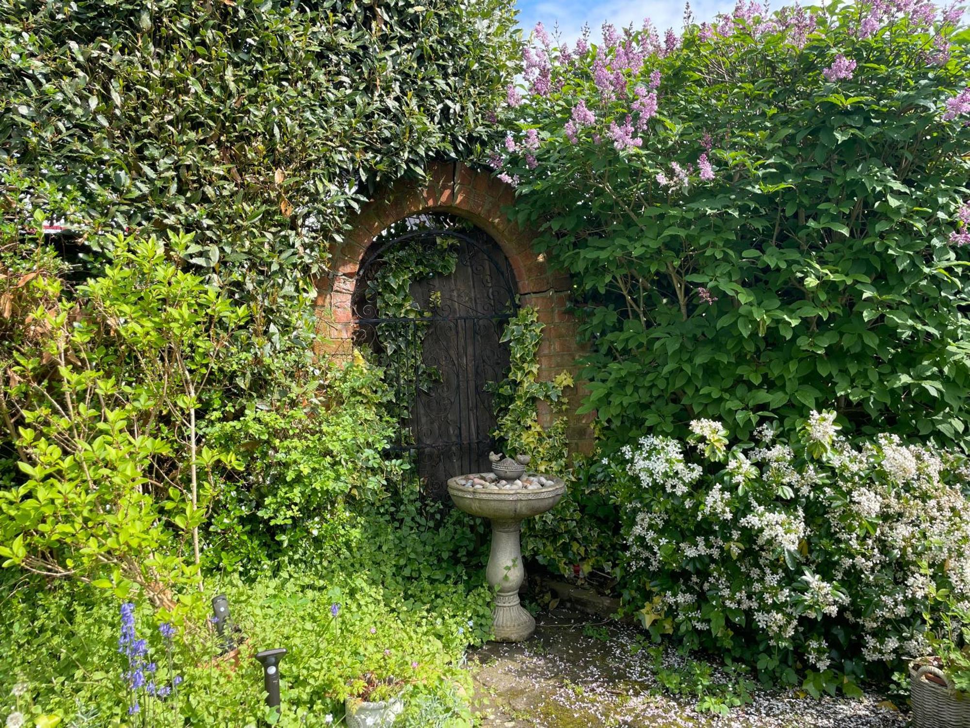 Clay Farm Guest House Bromley Exterior foto